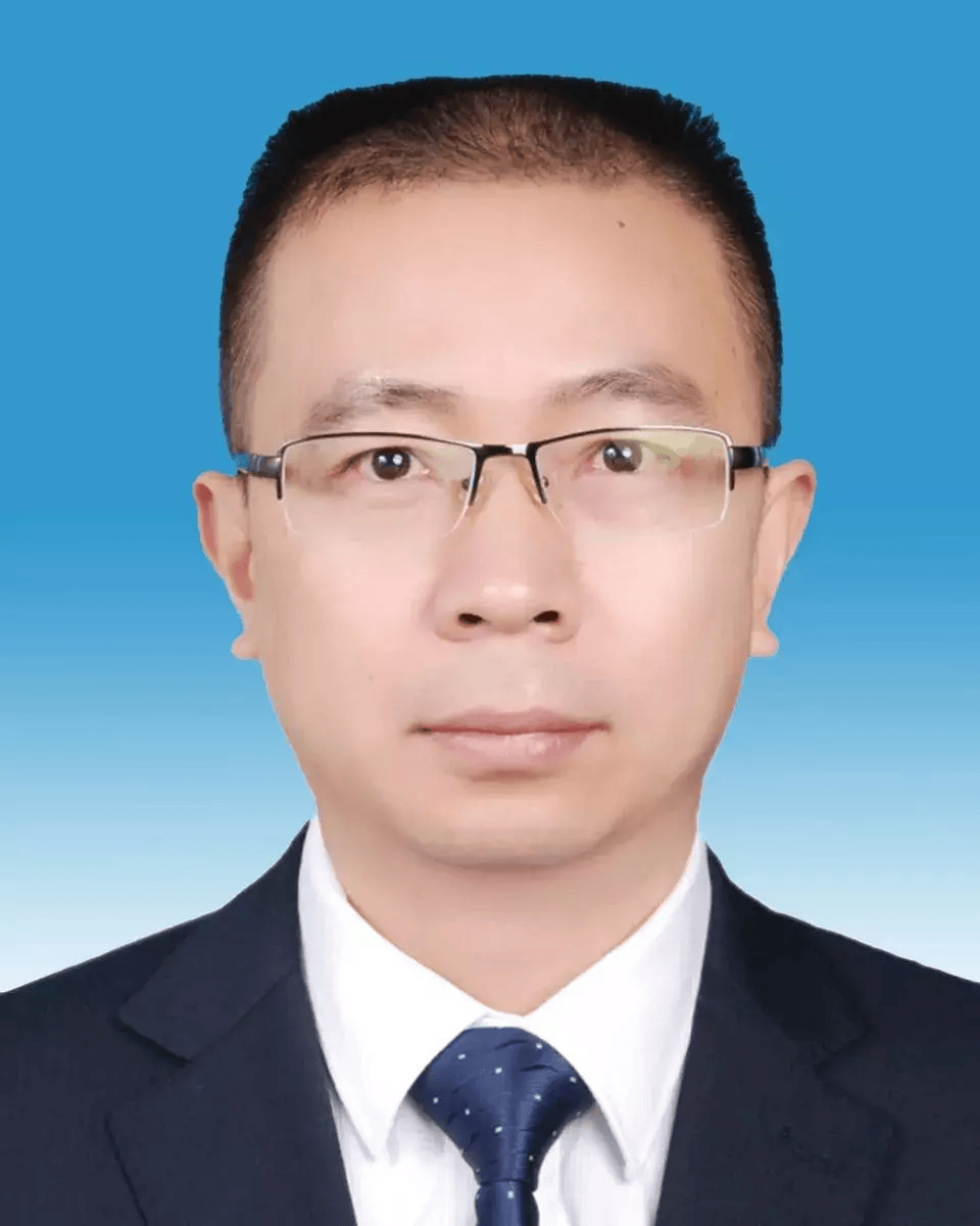 官方通报:作为“一把手”<strong></p>
<p>融原油</strong>,他安排单位买500斤散装白酒存于办公楼,用于日常接待