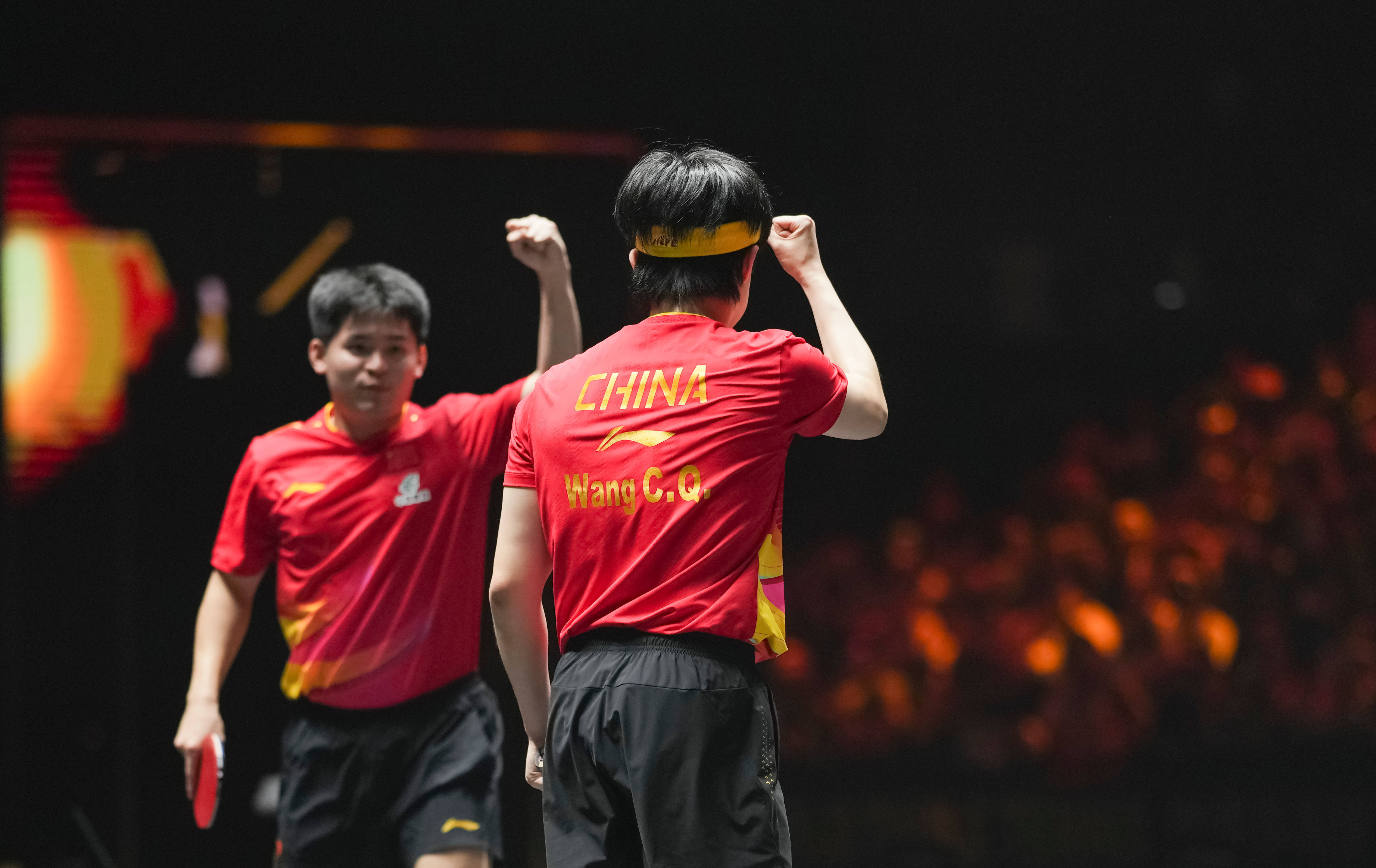 (体育)乒乓球——WTT中国大满贯赛:林诗栋/王楚钦晋级男双四强