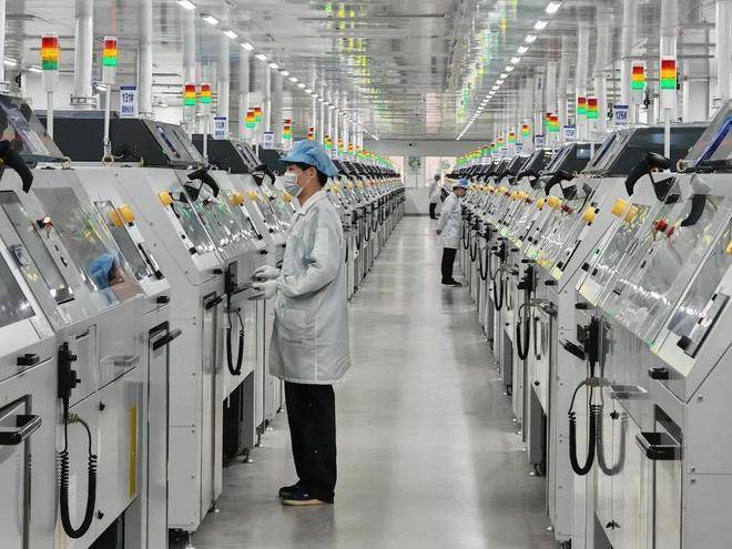 惠州老板搭上英伟达<strong></p>
<p>切原油</strong>,搏出700亿身家