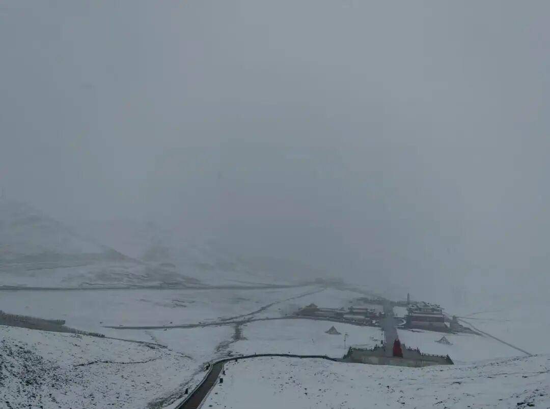 多地突降大雪<strong></p>
<p>切原油</strong>!