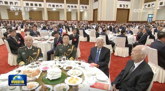 今年的国庆招待会<strong></p>
<p>切原油</strong>,有几个重要信息