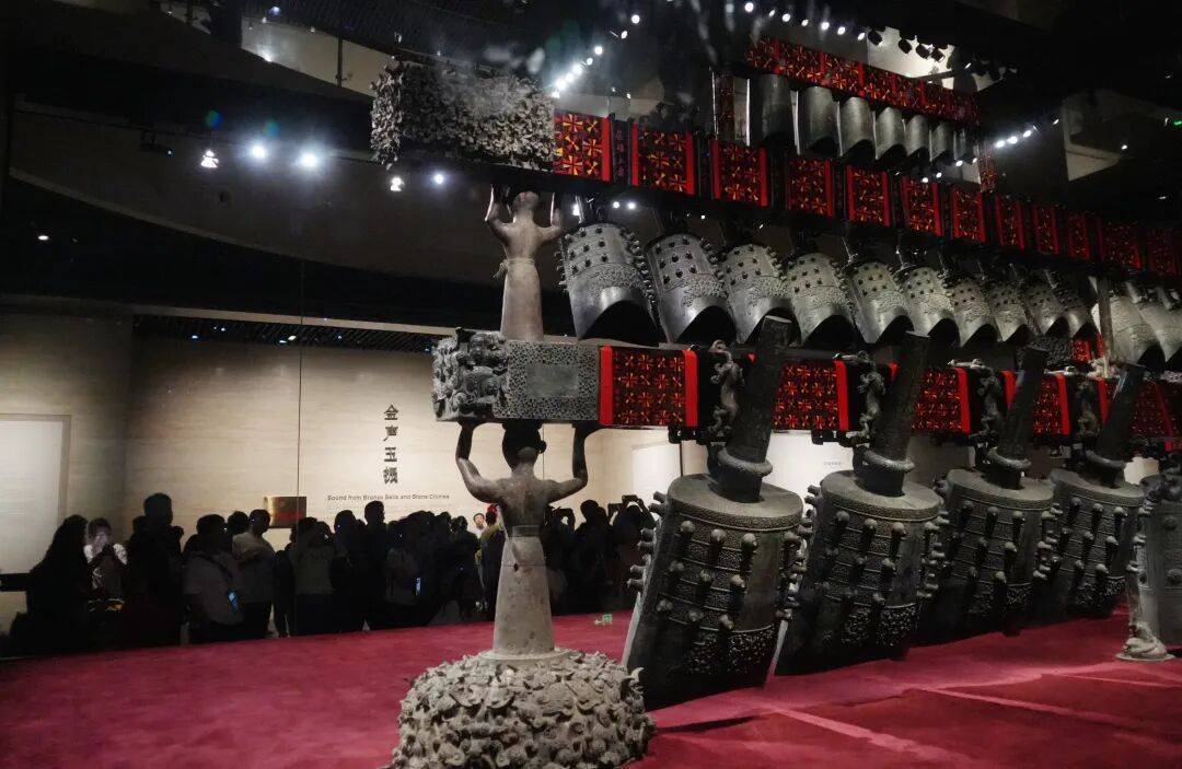 武汉这里什么情况？晚上6点突然排起长队<strong></p>
<p>切原油</strong>！有人提前五天全家蹲守……