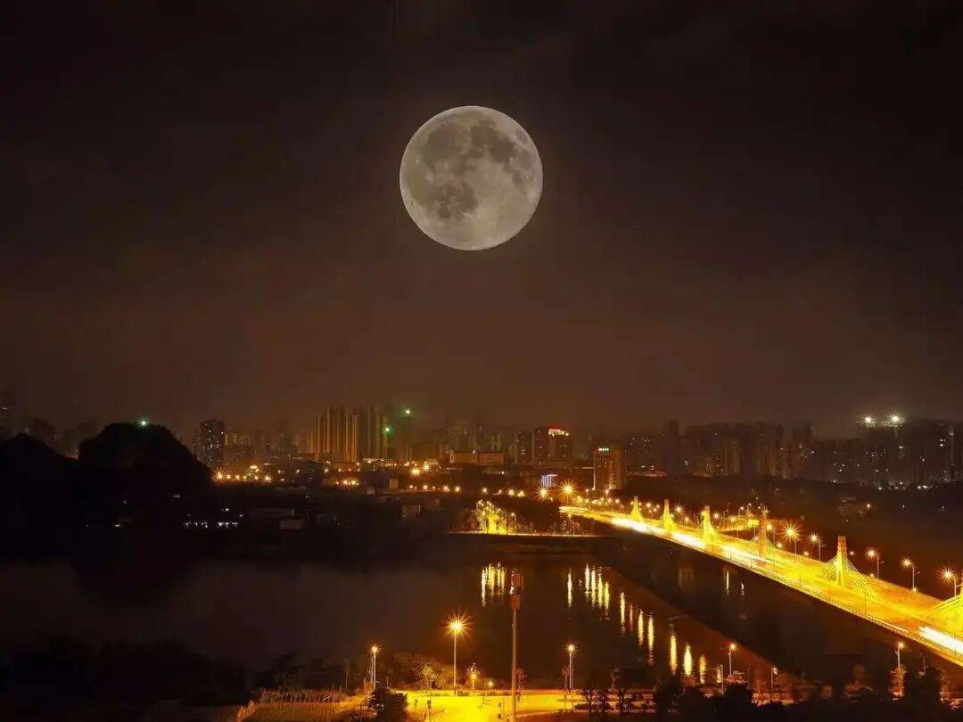 没有什么能阻挡！今天<strong></p>
<p>石油原油图片</strong>，广西人就是要回家！