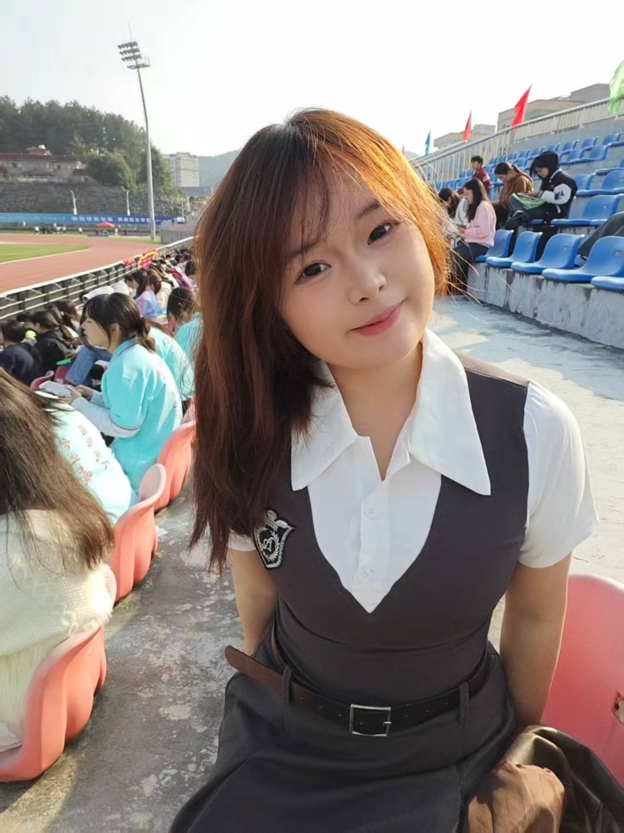 那个让老师骄傲的“调皮”班级!30年同学聚会<strong></p>
<p>原油令</strong>,还伴有一封来自贵州的感谢信