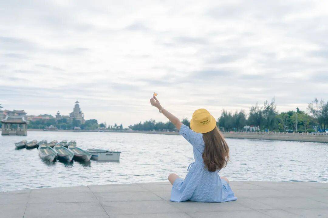 “出片式旅行”<strong></p>
<p>原油令</strong>,正在毁掉当代人的假期?