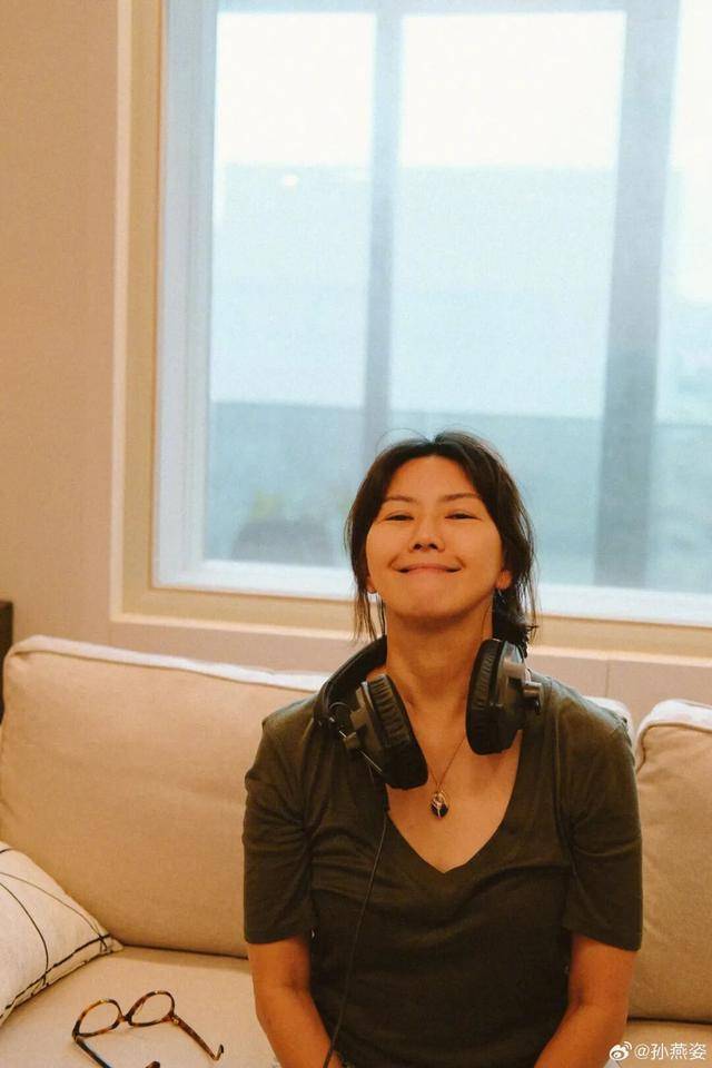 韩红透露孙燕姿捐款超千万<strong></p>
<p>原油令</strong>，以孙女士署名，叮嘱不要公开姓名