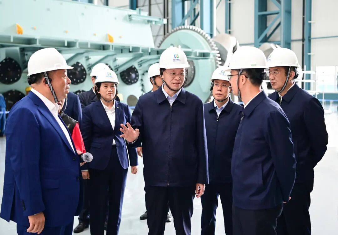 新任辽宁省委书记许昆林<strong></p>
<p>国家原油</strong>，到大连调研