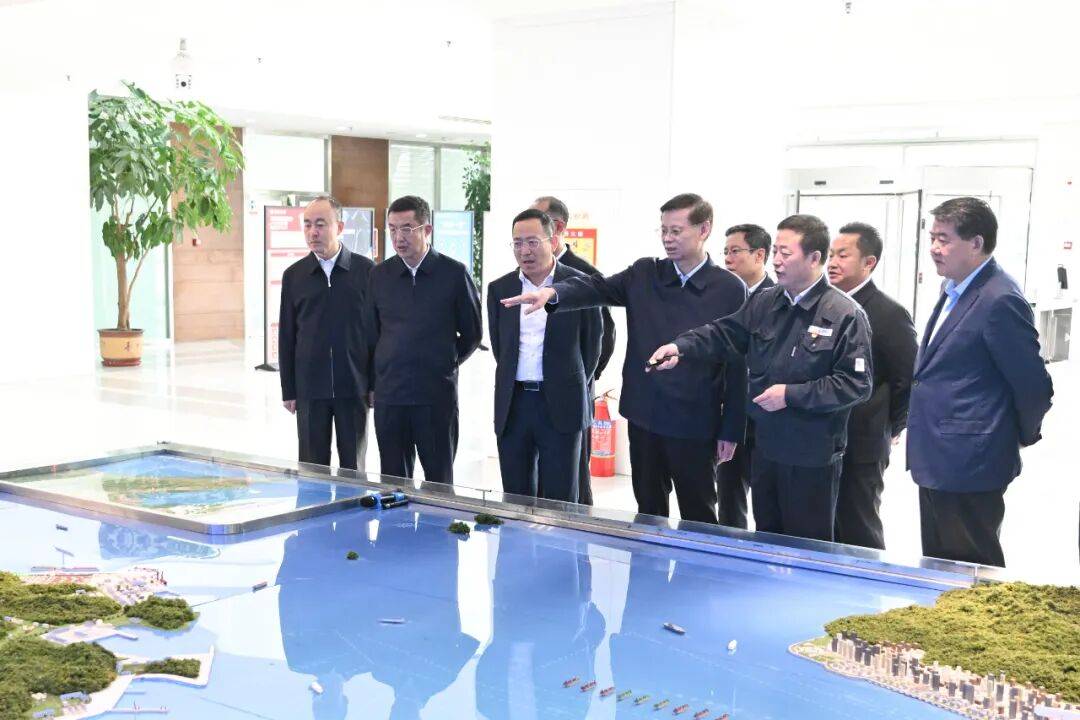 新任辽宁省委书记许昆林<strong></p>
<p>国家原油</strong>，到大连调研