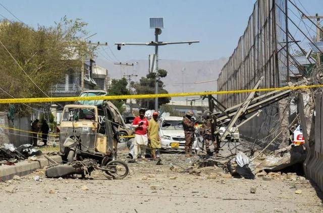 不消灭恐怖分子<strong></p>
<p>点差原油</strong>,还和印度眉来眼去?巴基斯坦对阿富汗忍无可忍