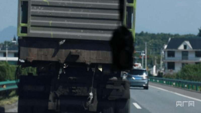 中央安全生产考核巡查组在江西玉山明查暗访发现：客运隐患突出<strong></p>
<p>现货原油走势</strong>，垃圾清运车问题频发