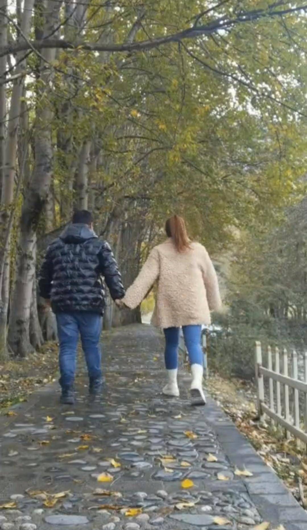 30岁小伙确诊渐冻症两年去世:妻子曾“卖房救夫”称不后悔<strong></p>
<p>现货原油走势</strong>,其父多年前患此病去世