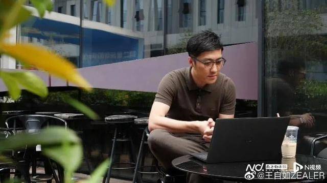 王自如曝格力高管工资7位数<strong></p>
<p>现货原油诈骗</strong>,再回应“不看工资条”