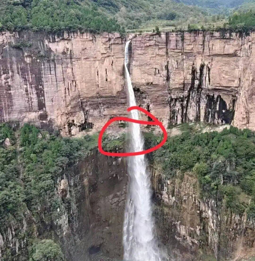 噩耗传来！王某某已确认身亡<strong></p>
<p>原油今日走势</strong>，遗体在3米深潭下被找到