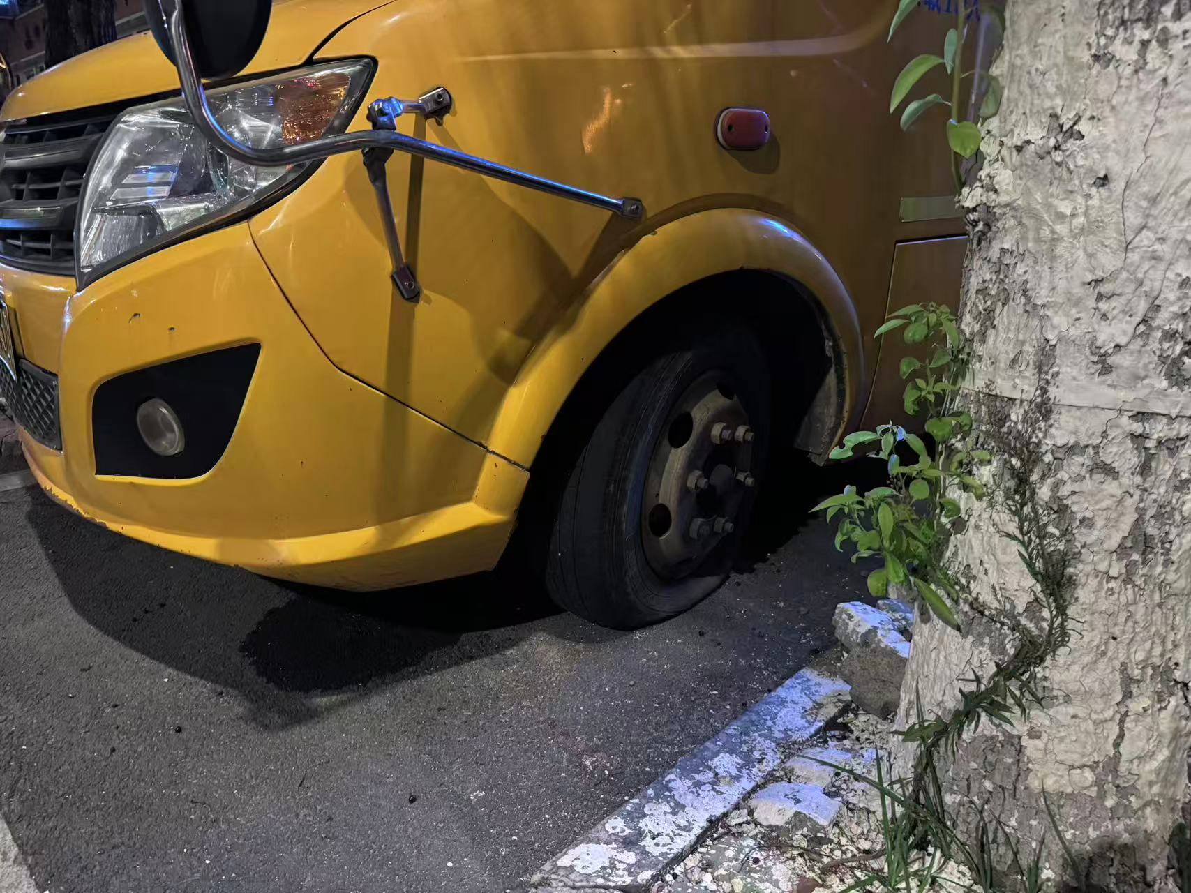 在县城当老师<strong></p>
<p>魔兽世界原油</strong>,没那么吃香了