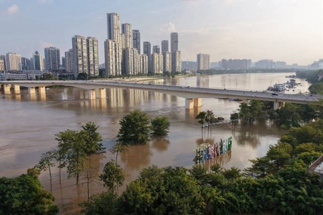 百色多个村庄被困水中已超半月<strong></p>
<p>魔兽世界原油</strong>,长涝难退为何重演?