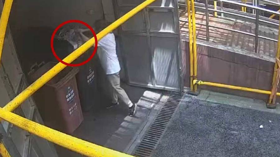 急!女儿帮母亲大扫除扔掉50万元黄金首饰<strong></p>
<p>中国石化中原油田</strong>,民警4小时找回