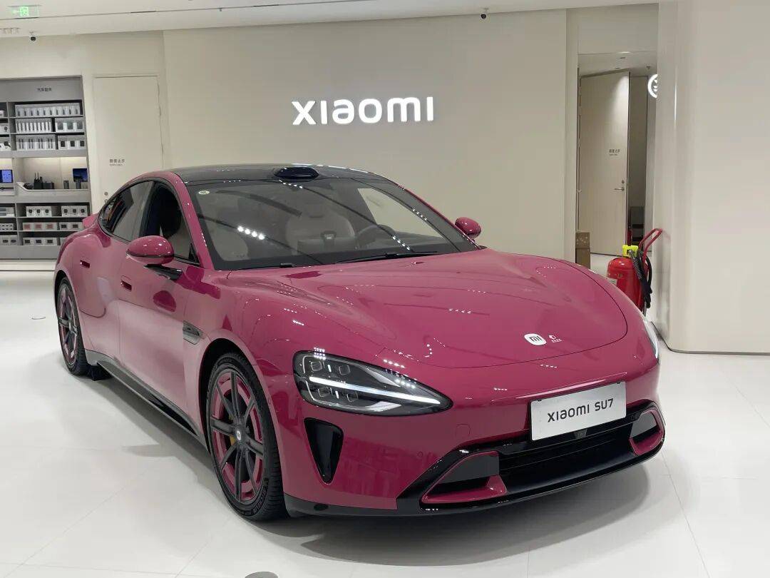 车轮飞滚十余米!武汉小米SU7断轴撞护栏<strong></p>
<p>美原油06</strong>,一月内两起脱落事故,官方回应仍含糊