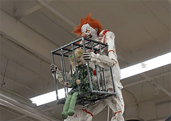 美国人正度过一个“没了中国货、最恐怖”的万圣节<strong></p>
<p>布伦原油</strong>,白宫发言人却仍嘴硬