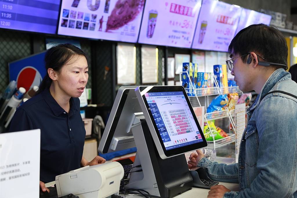 《毕正明的证明》上映18天即转战爱奇艺<strong></p>
<p>布伦原油</strong>,影院“猝不及防”直言“不讲武德”