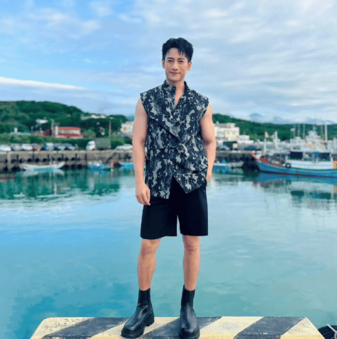 男演员周孝安<strong></p>
<p>中原油田房产</strong>,被逮捕!