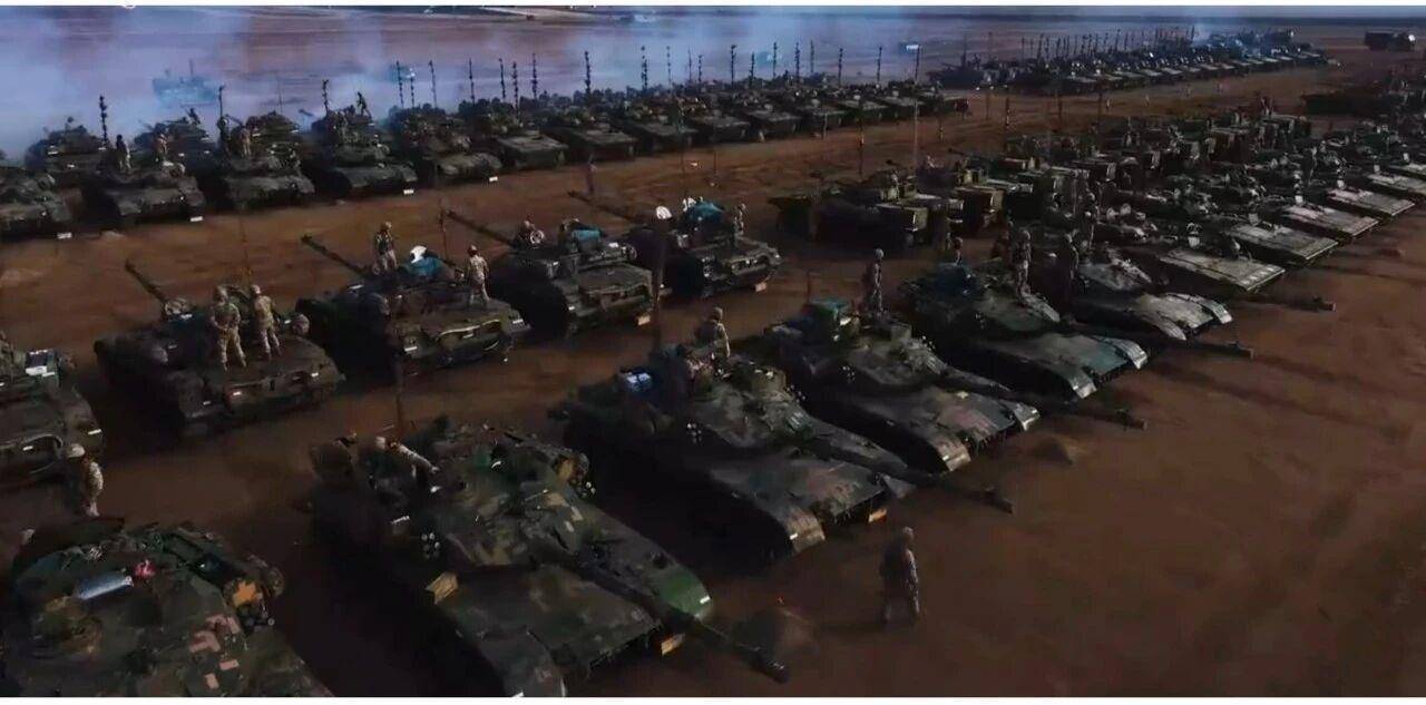 大场面!机器狗、无人机开路<strong></p>
<p>上海证券</strong>,实兵对抗演练画面公布