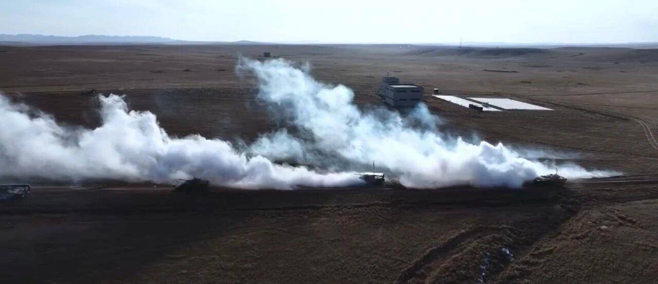 大场面!机器狗、无人机开路<strong></p>
<p>上海证券</strong>,实兵对抗演练画面公布