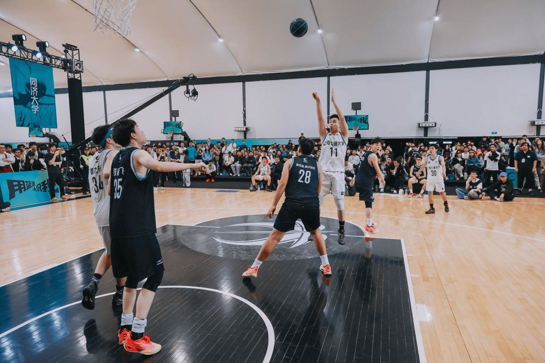 复旦、交大、同济等八大高校集结<strong></p>
<p>中信证券无券可融</strong>,得物App“新生杯”篮球赛首战上海