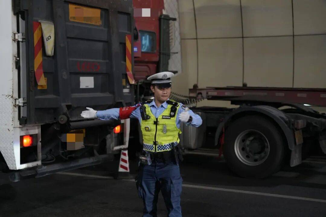 提醒！今日下午<strong></p>
<p>华融证券小微融</strong>，宝安这些路段将封闭、管制→