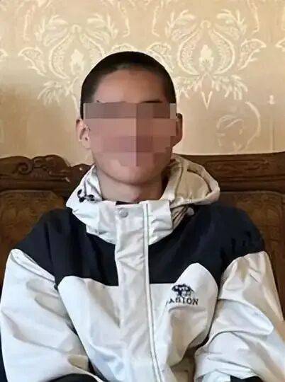 甘肃通渭县17岁少年校外坠楼轻生<strong></p>
<p>恒生电子证券事业部</strong>,家属怀疑存在校园欺凌,一审败诉;家长:判决与纪委处置存矛盾