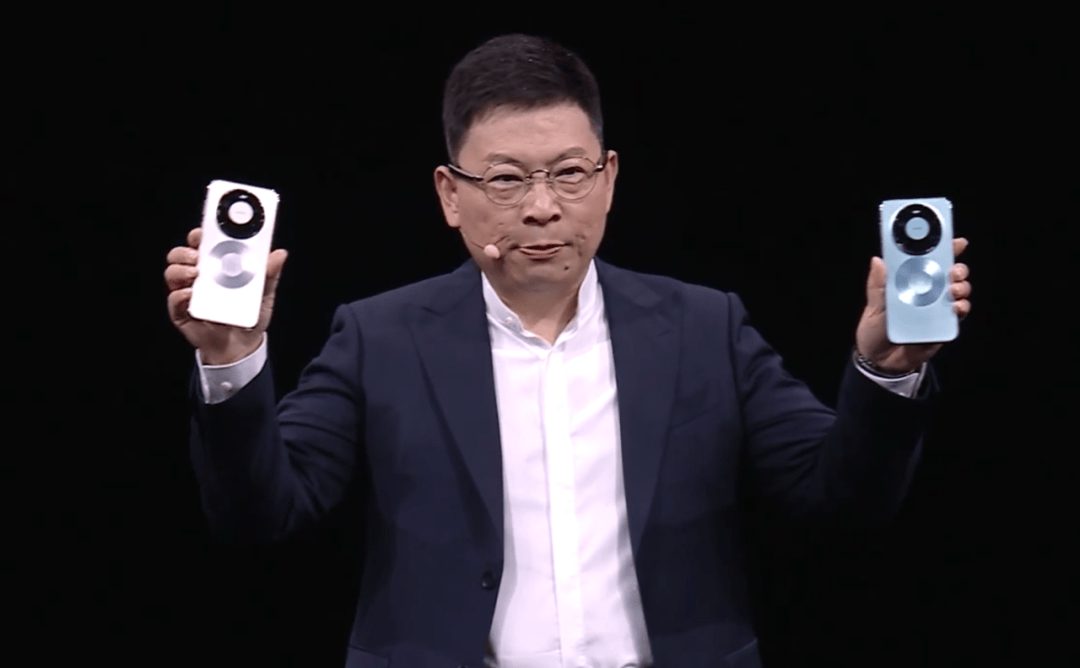 华为Mate 80<strong></p>
<p>证券分析师陈建平</strong>,4699元起!网友:我真冲了!