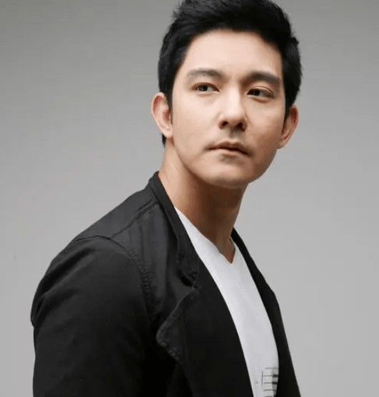 《放羊的星星》主演立威廉确诊甲状腺癌<strong></p>
<p>国元证券极速交易</strong>，已进行两次手术；透露目前已99%切除肿瘤