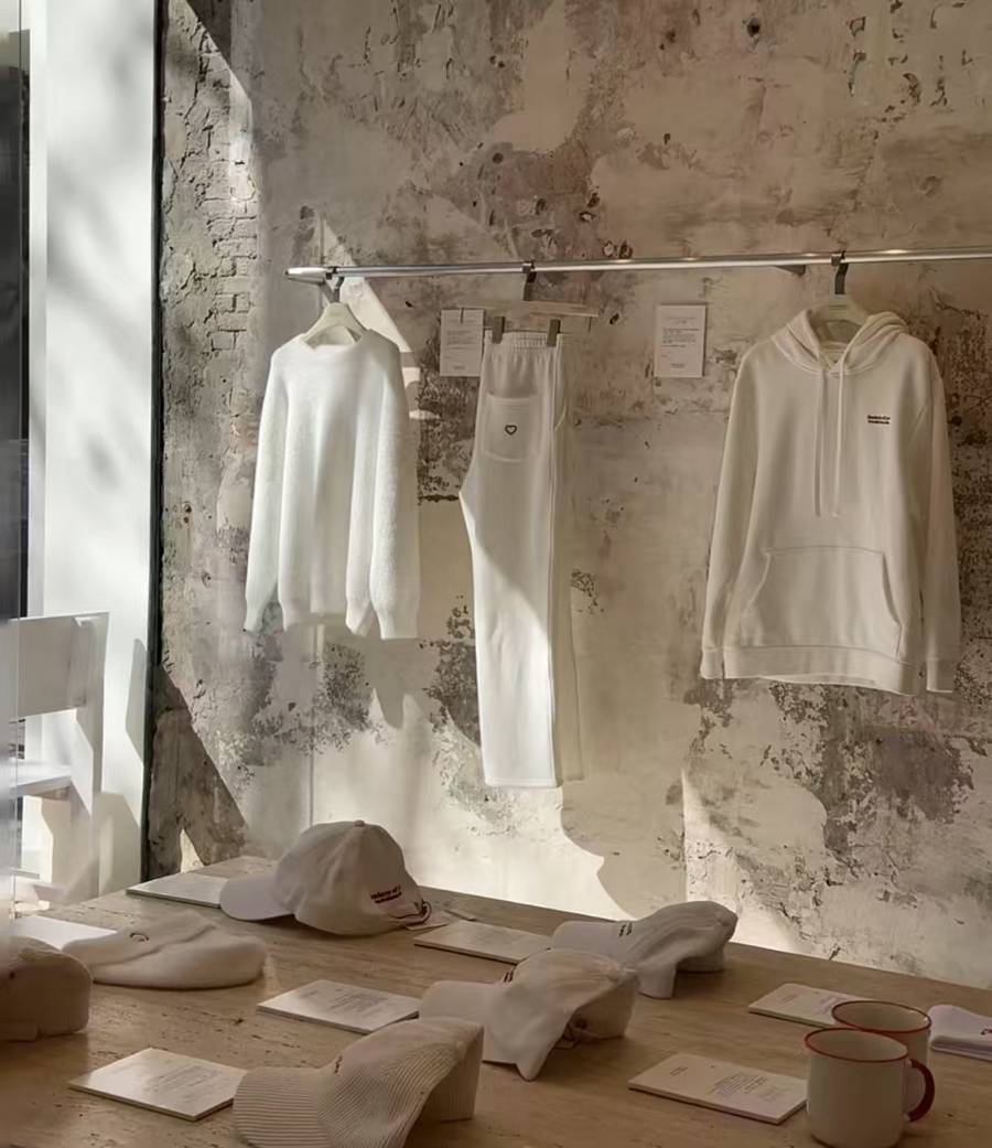 法国人在上海开店<strong></p>
<p>华西证券工作怎么样</strong>,只卖白色衣服竟然火了丨上海滩上洋掌柜