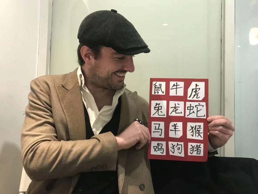 法国人在上海开店<strong></p>
<p>华西证券工作怎么样</strong>,只卖白色衣服竟然火了丨上海滩上洋掌柜