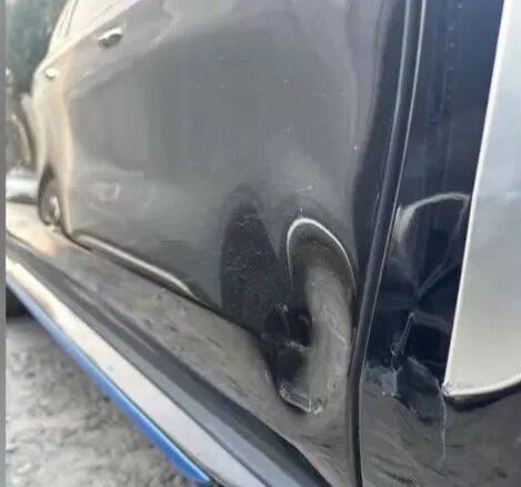 小区地库里出车祸<strong></p>
<p>德传附子证券投资基金</strong>，女子惊呆了：对方竟然不是人！更糟心的是...