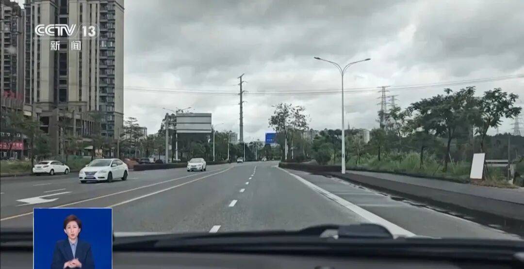 央视披露:男子在网吧厕所墙上看到“高薪日结5000-20000”广告<strong></p>
<p>华西证券交易行情</strong>,即将出境时被警方拦下