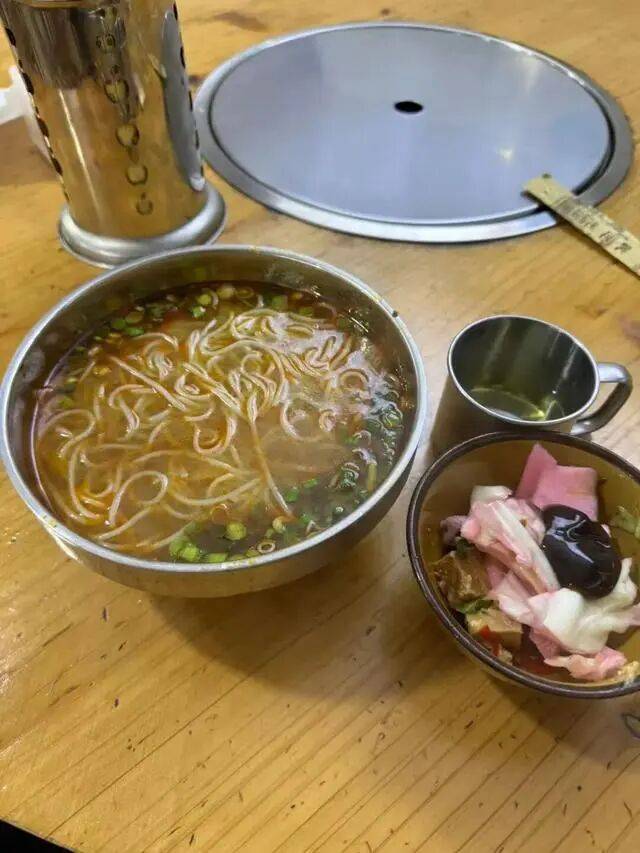 四川乐山“续面事件”新进展：面馆涉嫌违法<strong></p>
<p>证券交易结算资金余额</strong>，民警处警不规范交督察部门处理，顾客获500元补偿已捐赠